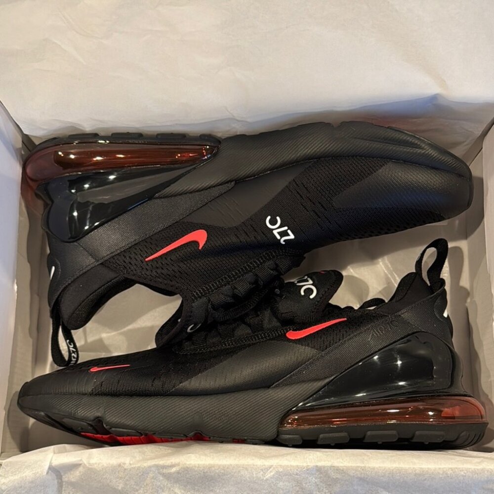 Nike Air Max 270 Black and Red - Picture 6 of 6